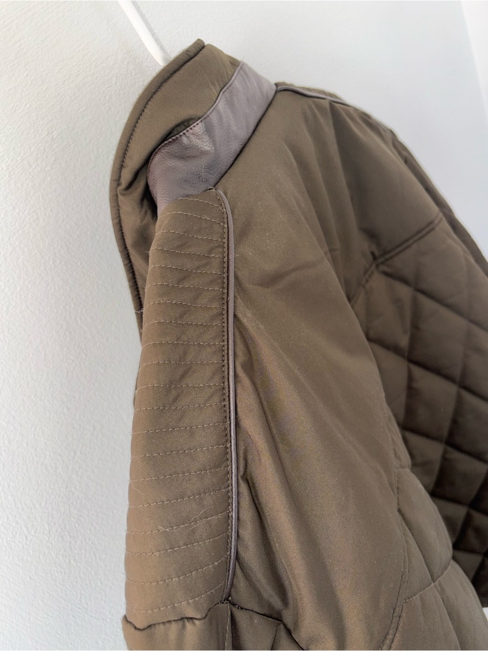 Johnston & Murphy Quilted Field Jacket | Size
Large | AMAZING Condition - Picture 7 of 8
